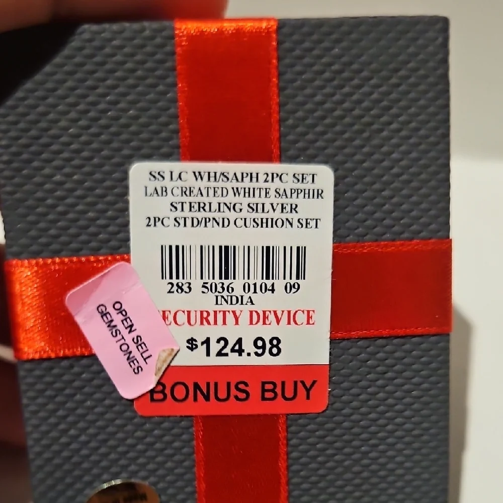 NWT Sterling Silver White Sapphire Set Necklace And Earrings - Picture 7 of 7